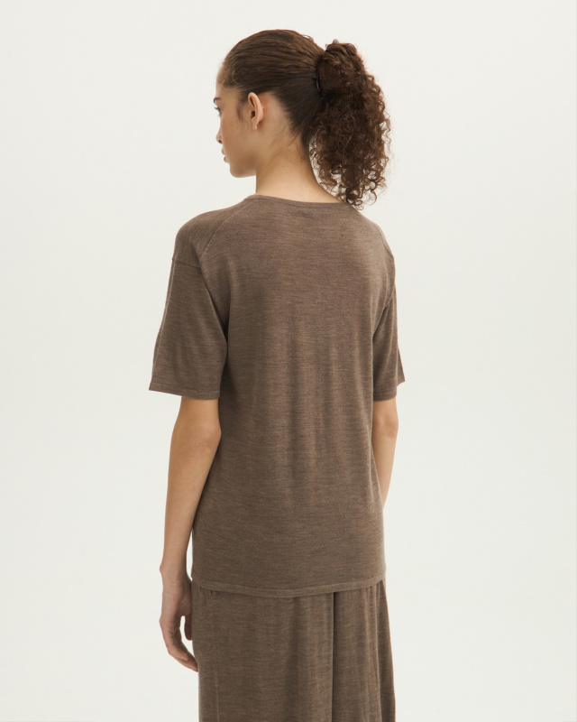 Шерстяная футболка ADCTED (Addicted)